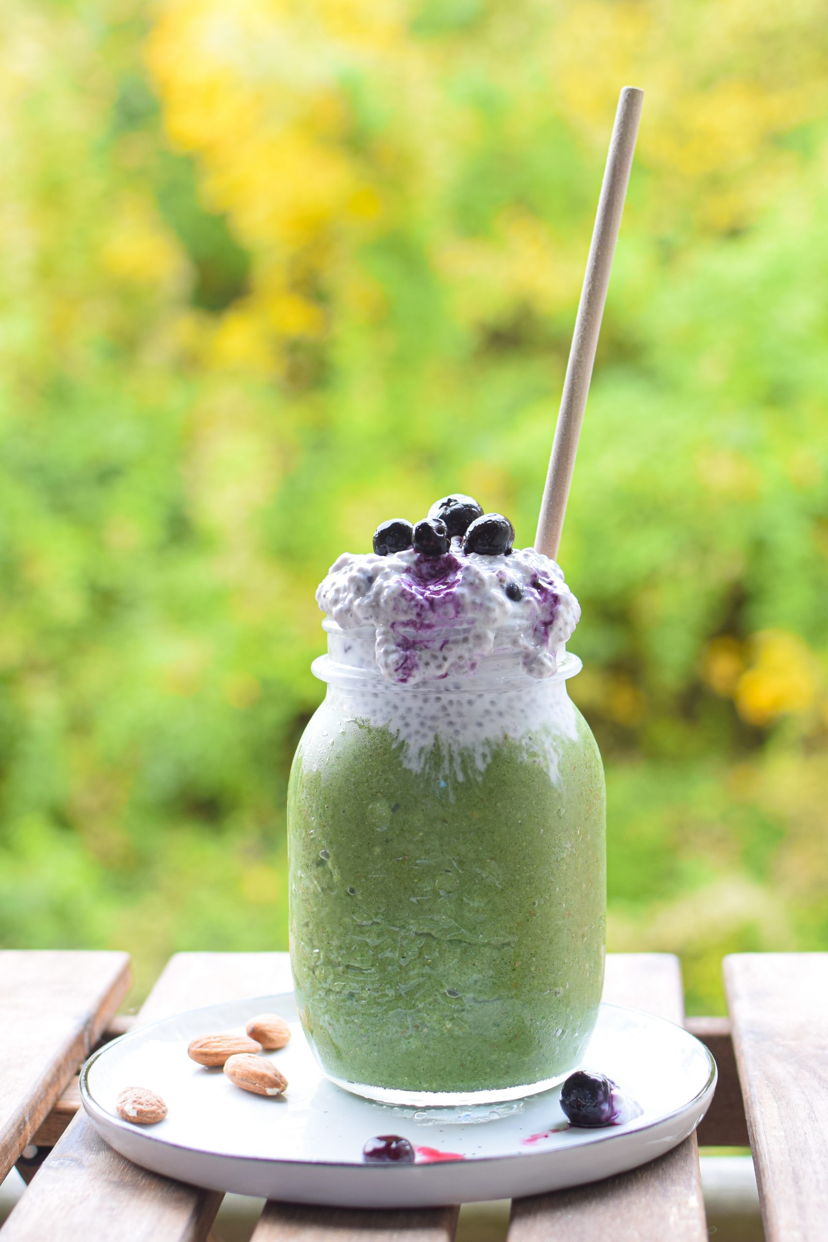 Greenie toppet med chiagrød
