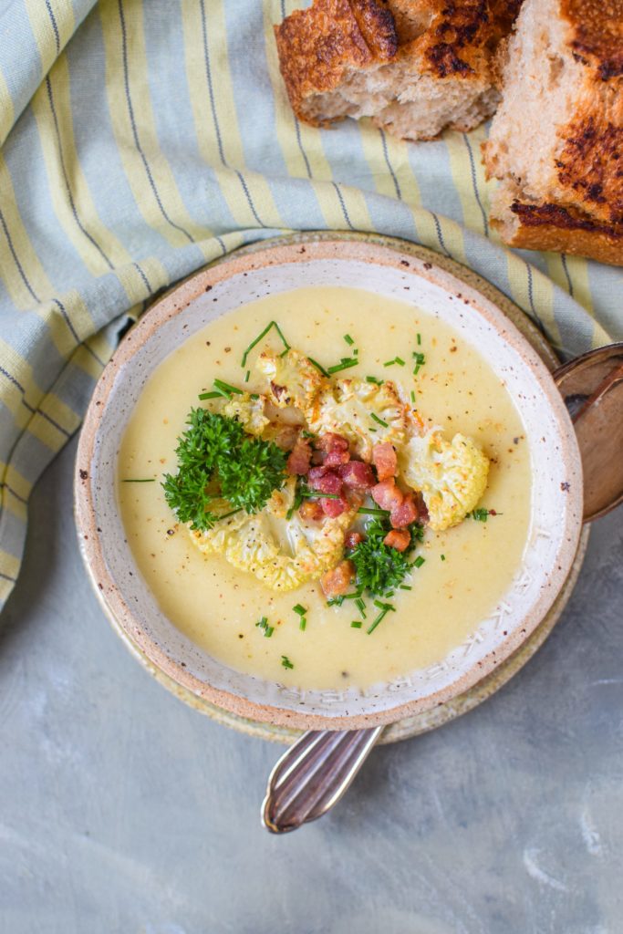 Opskrift På Nem Og Cremet Blomkålssuppe