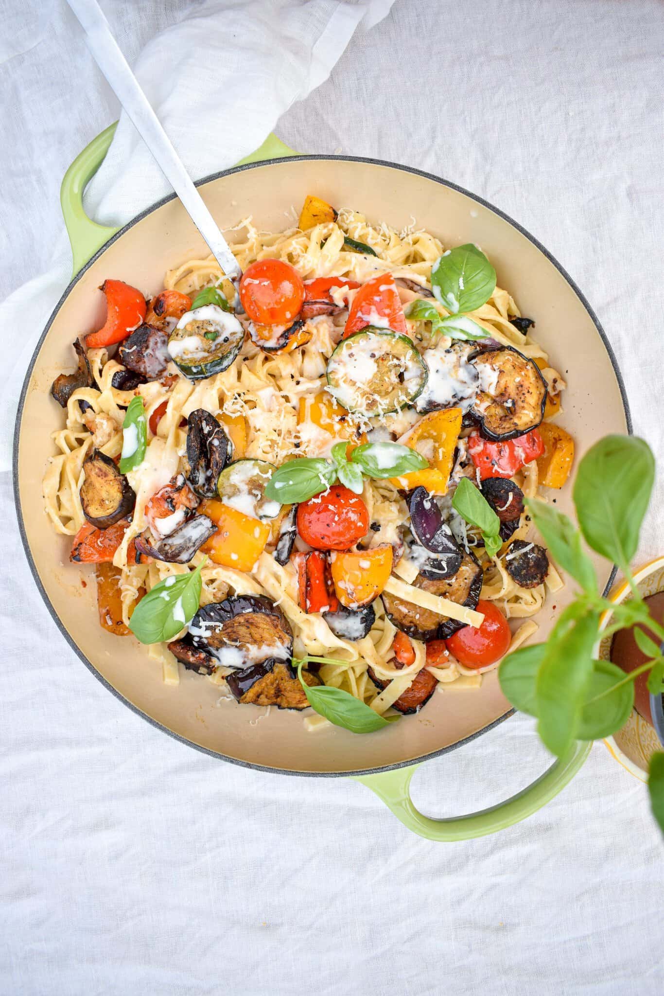 Pasta med grillet grønt