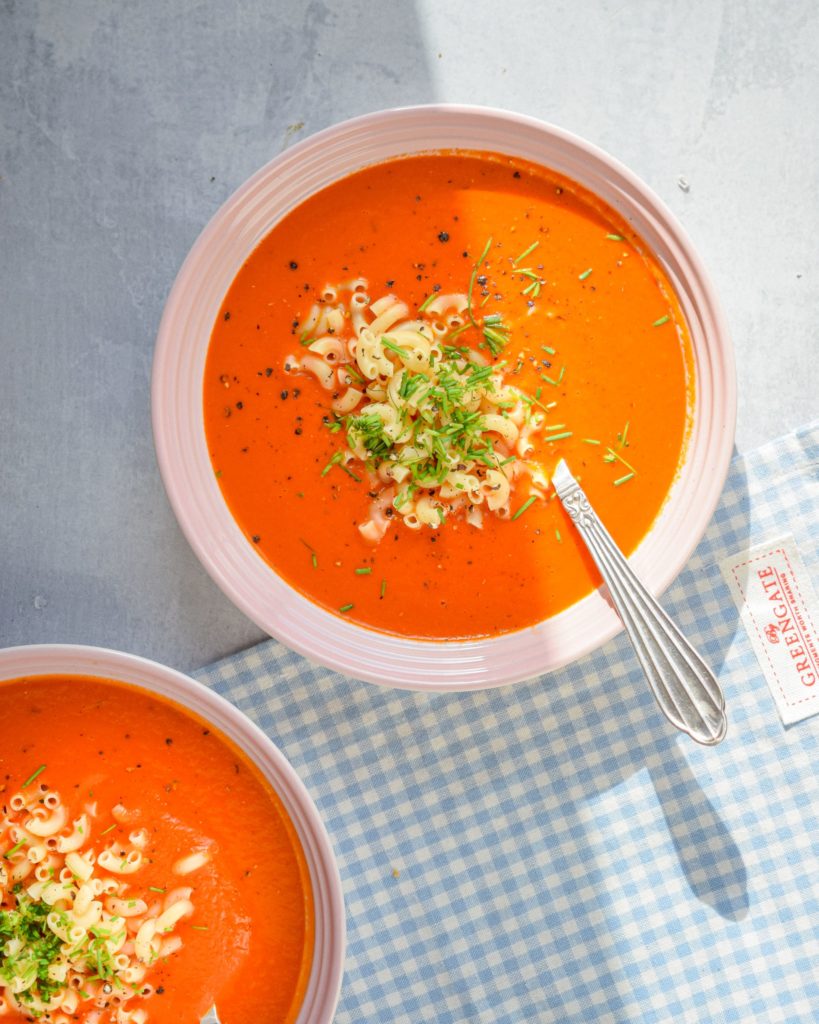 Cremet og bugdetvenlig tomatsuppe