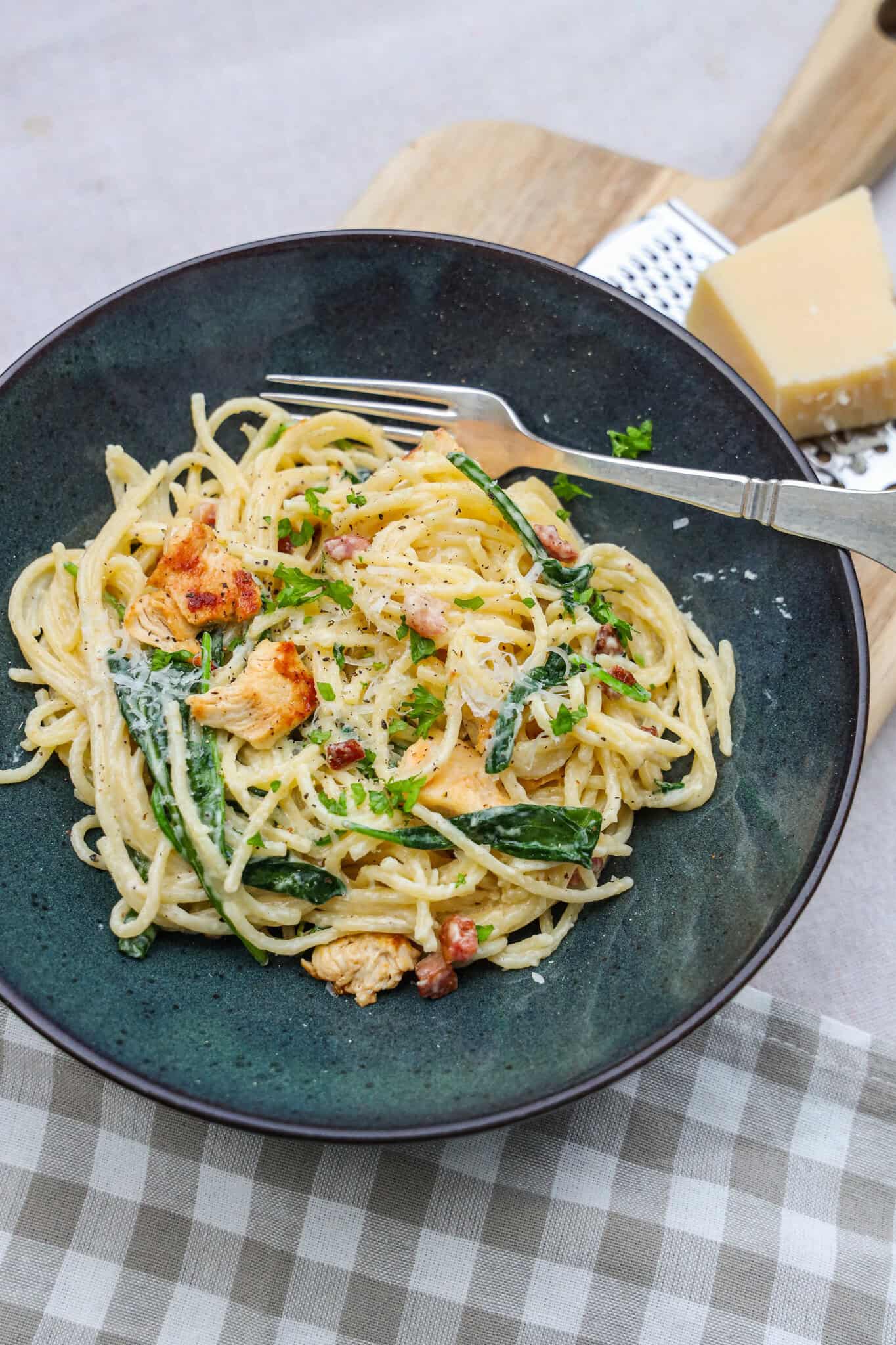 Pasta Alfredo med kylling