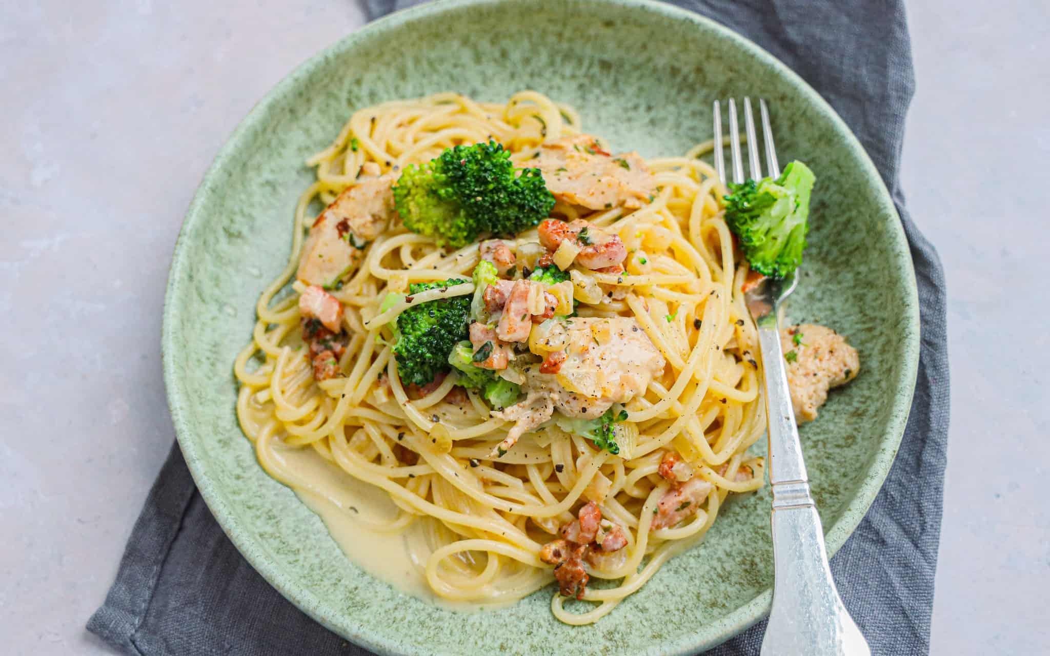 Pasta med kylling og bacon