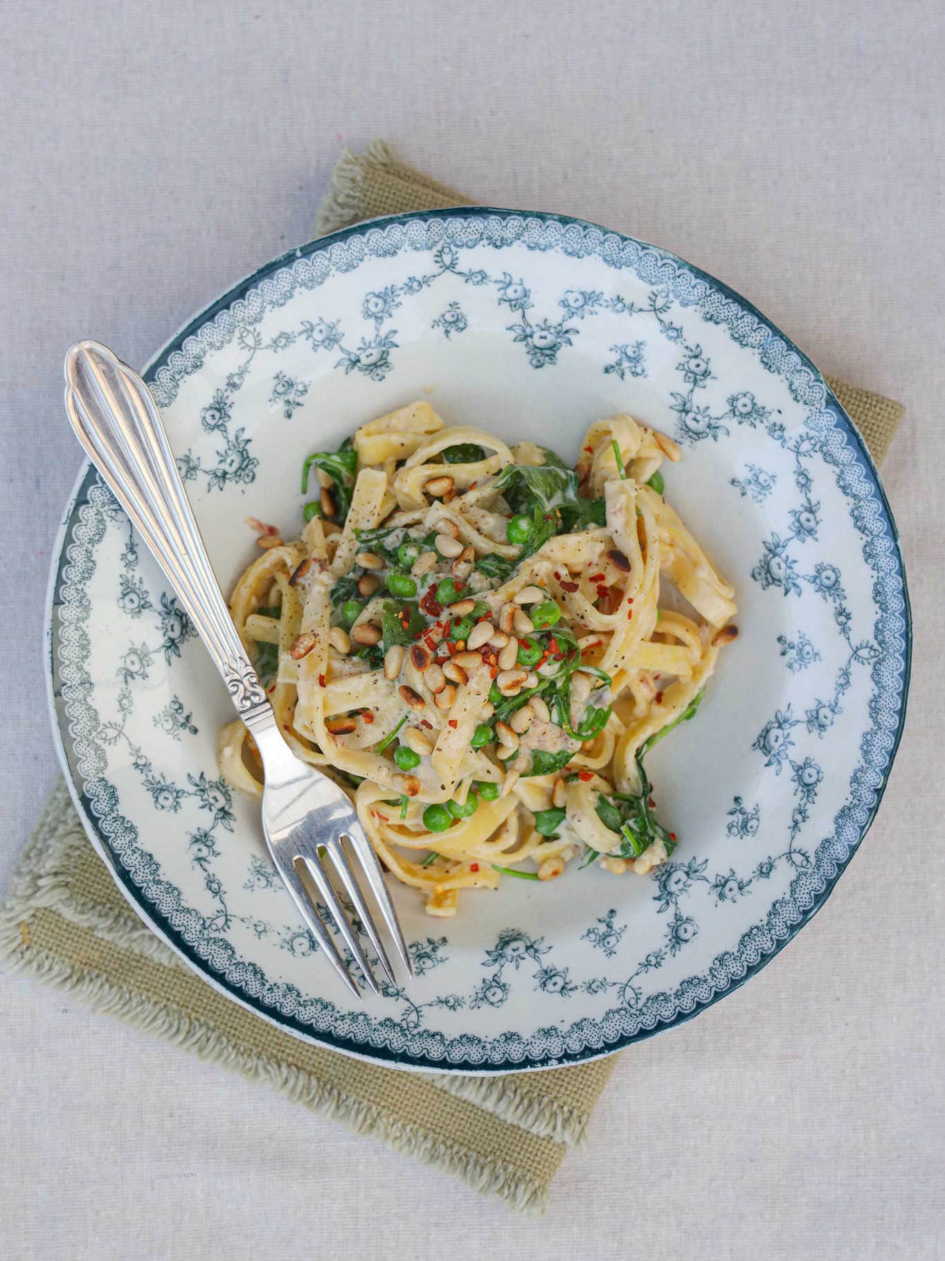 pasta med flødesovs