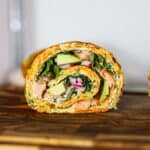 Grøntsagswrap med laks