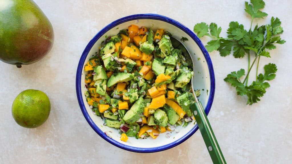 mango-avocado-salsa_02
