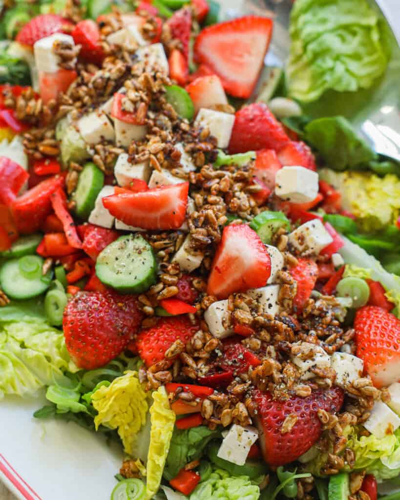 sommersalat med jordbær