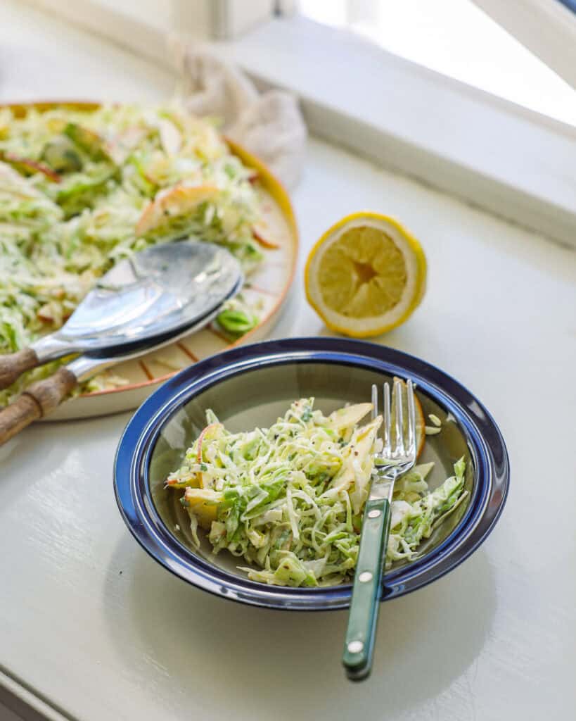 spidskålssalat med æble_07