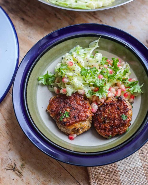 stuvet spidskål med frikadeller