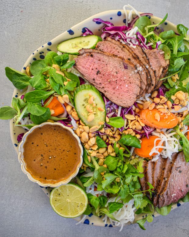 Spicy thai beef salad