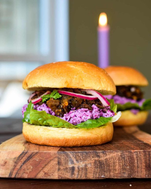 Pulled portobello barbecue burger