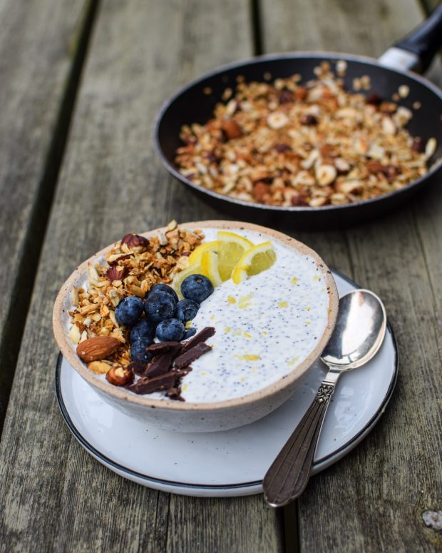 Chiagrød med græsk yoghurt