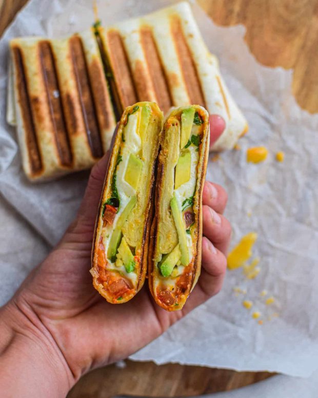 avocado pesto wrap