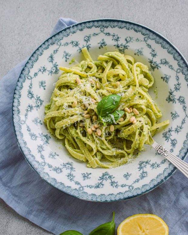 Pasta pesto