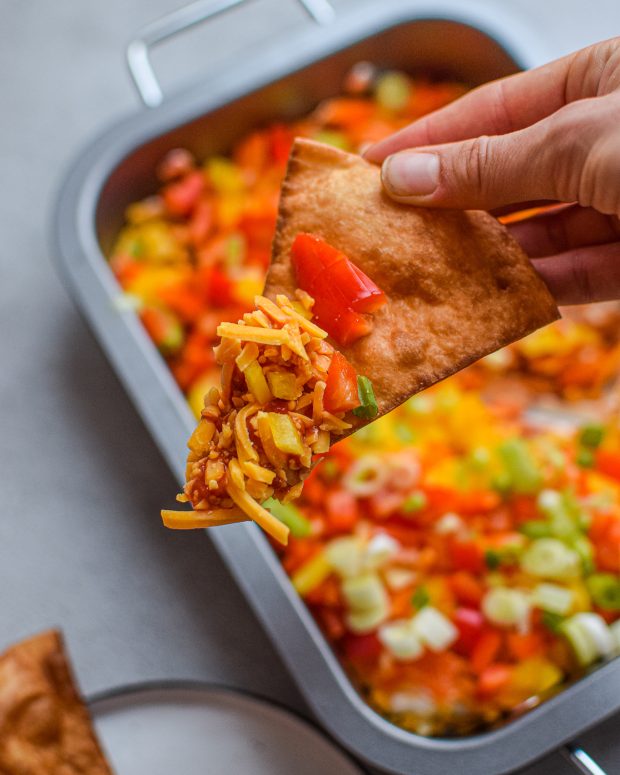 Creamy dip med tomat, pikant og cheddar