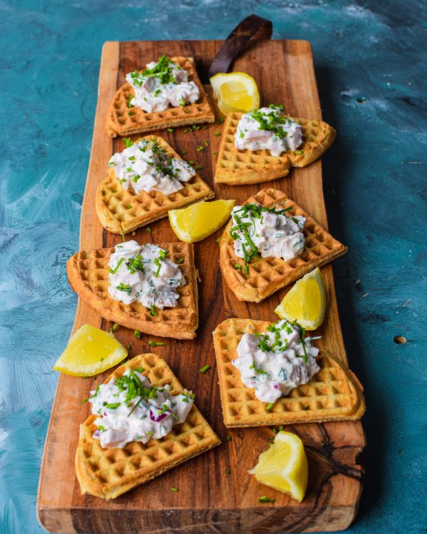 Rugvafler med hjemmelavet skinkesalat