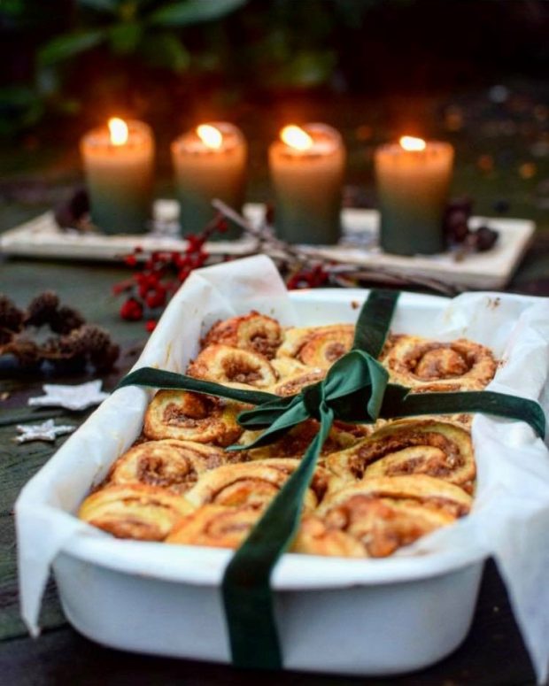 Julesnegle med marcipan og æble